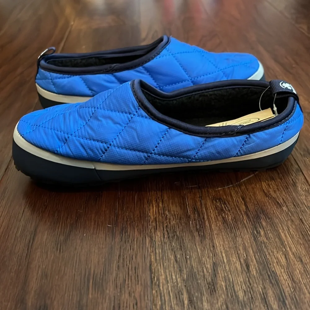 Kamik vegan puffy shoe